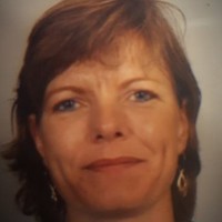 Shirley Denderen Van