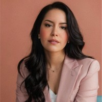 Cristina Loustaunau. ⛓