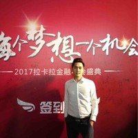 何伟彬