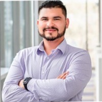 Carlos Dominguez, Chst
