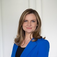 Anna Upena