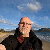 Mike Gates  Assoc C.I.P.D.