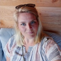 Suzanne Cave