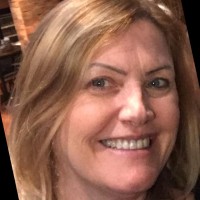 Debora Cristina dos Santos