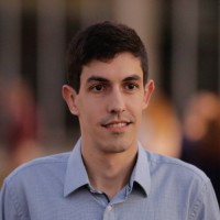 Vinícius Menezes Lourençoni