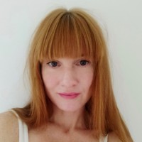 Lucesca Holmes