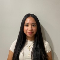 Perla Flores
