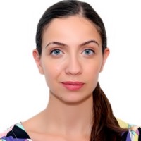 Nicole Lucarelli