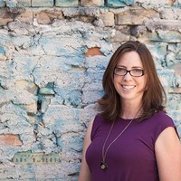Kara Roberts, Mba
