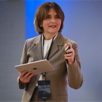 Jacqui Jackson, MA (Dist), Cert. Ed