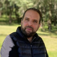 Carlos Garza