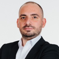 Niyazi Uğur Sesverir