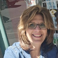 Cindi Stecker