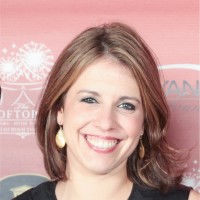 Sarah Zanvardine