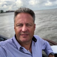 Dirk Hausen
