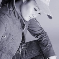 Elaine Guo