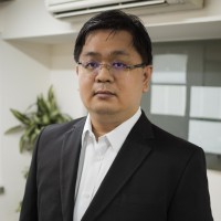 Ming Jie Wee