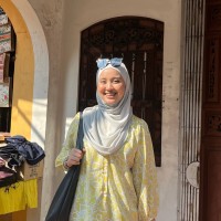 Lily Khalid