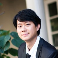 Alex (Chieh-Yuan) Li
