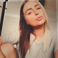 Lola Sheehan