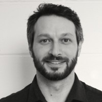 Daniel Simons