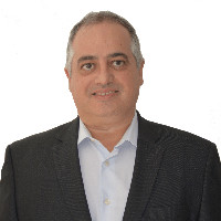 Esteban López