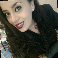 paola flores carrera
