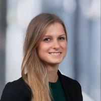 Eva-Maria Hennrich