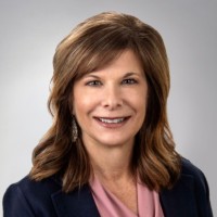 Julie Landspurg, Mahr
