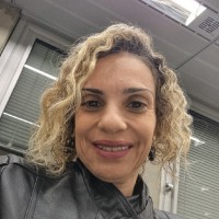 Valéria Flores