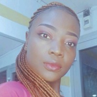 Flore Nghomsi