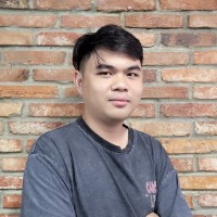 Vỹ Phạm
