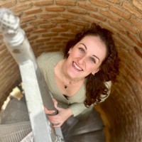 Esther Valverde Izquierdo