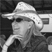 Donna Woltman