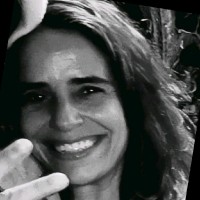 Adriana Teles