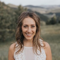 Christa Tomecek