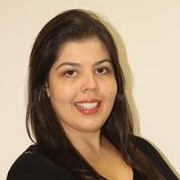 Anna Carolina R.