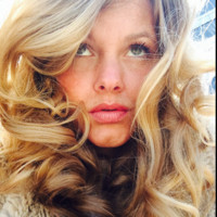 Nicole Pezold Wade