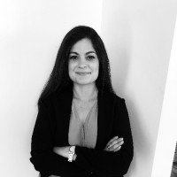 Isabelle B Dadvar