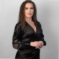 Léna Bitó