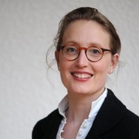 Dr. Yvonne Narin