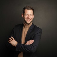 Dr. Jens G. Herold