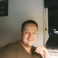 Robert Leenards