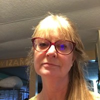 Laura Kelly