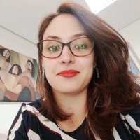 Regina Queiroz Chaves