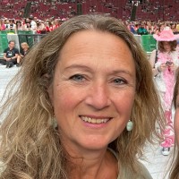Caroline Douma