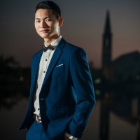 袁伟高
