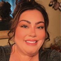 Stephanie Giles