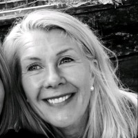 Tanya Everett