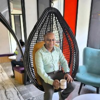 Vinay Av
